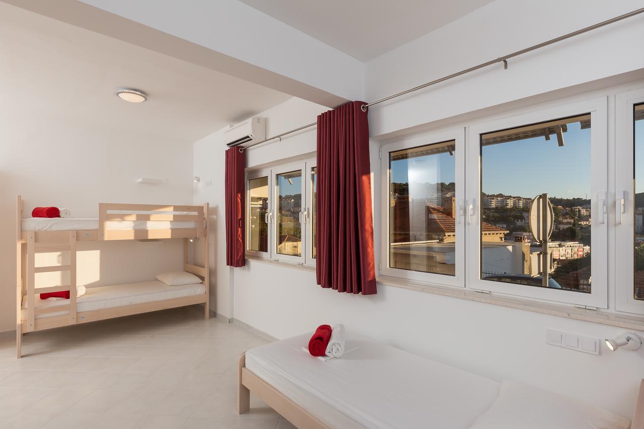 Hostel Free Bird (Adults Only) Dubrovnik Eksteriør billede