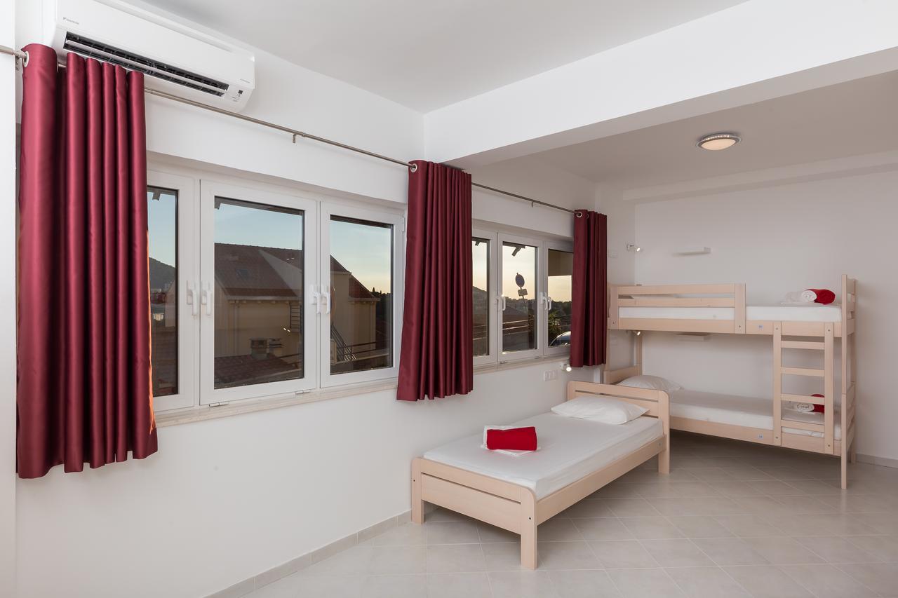 Hostel Free Bird (Adults Only) Dubrovnik Eksteriør billede
