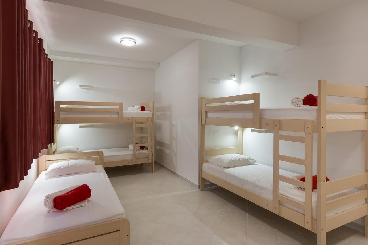 Hostel Free Bird (Adults Only) Dubrovnik Eksteriør billede