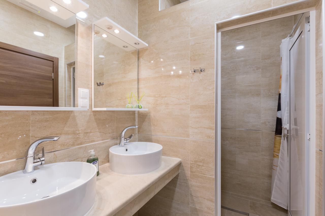 Hostel Free Bird (Adults Only) Dubrovnik Eksteriør billede