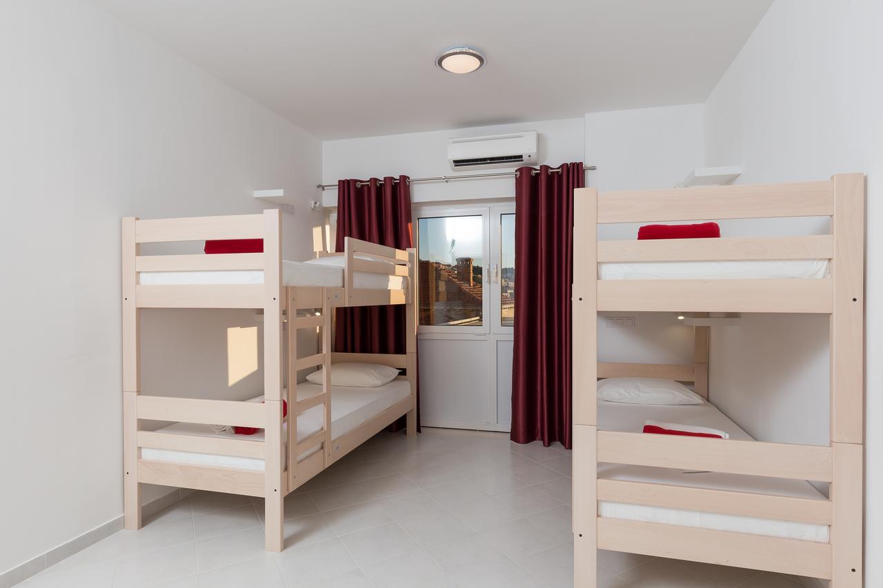 Hostel Free Bird (Adults Only) Dubrovnik Eksteriør billede