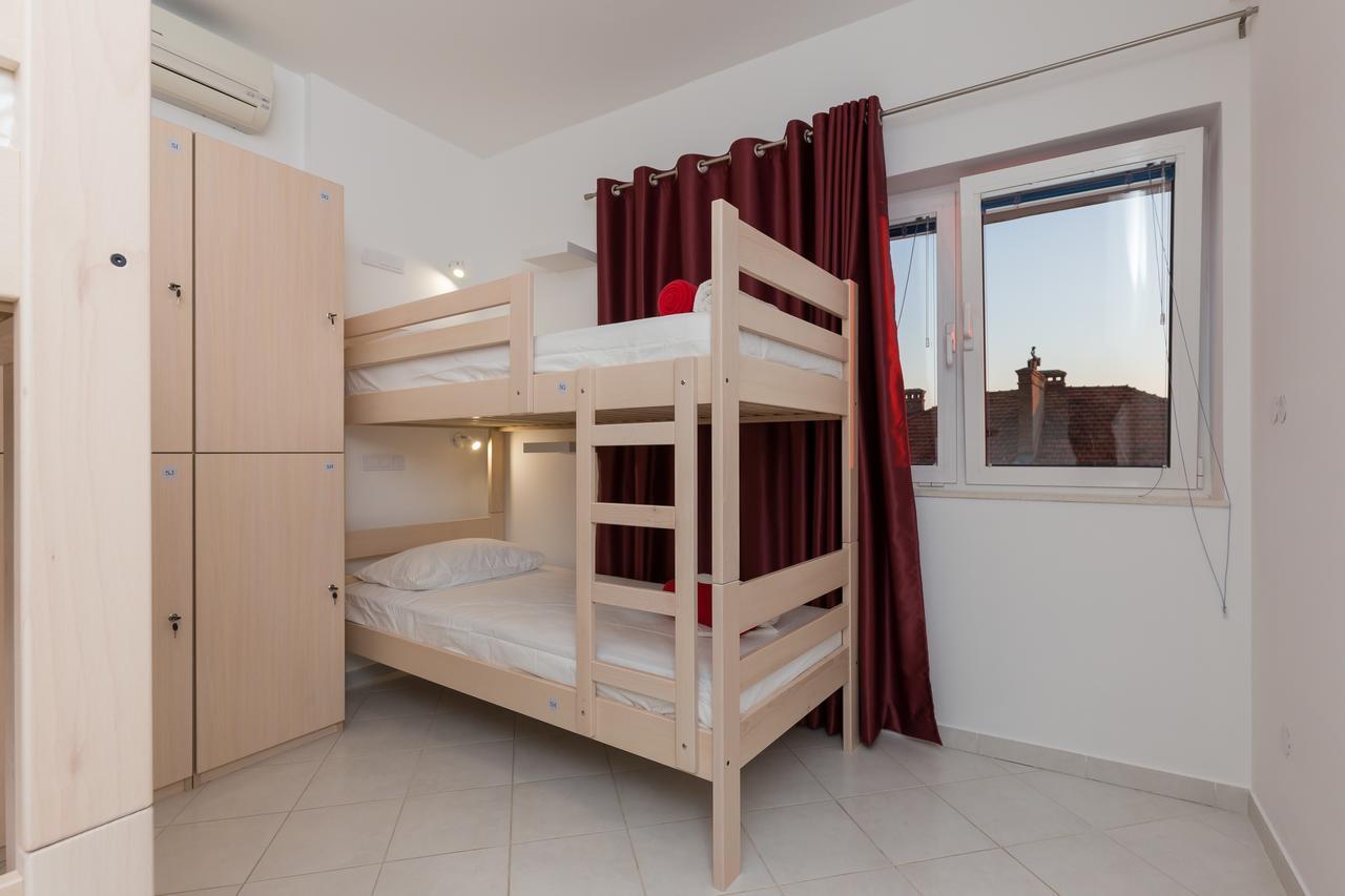 Hostel Free Bird (Adults Only) Dubrovnik Eksteriør billede